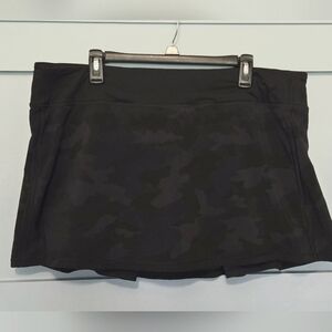 The Lululemon Women's Pace Rival Skort, Size 16, Heritage 365 Camo